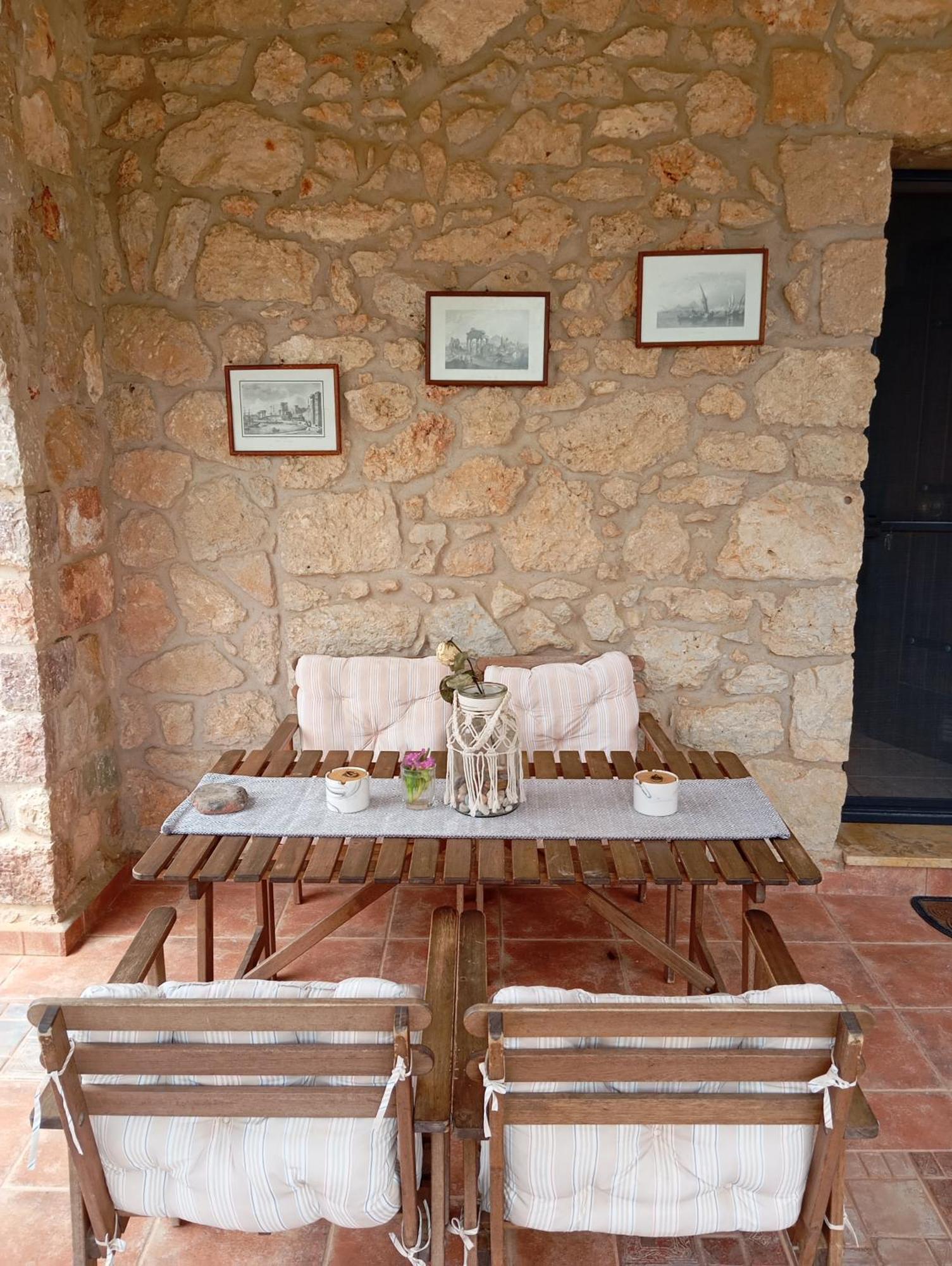 Niko'S Stone Guest House Plitra Zewnętrze zdjęcie