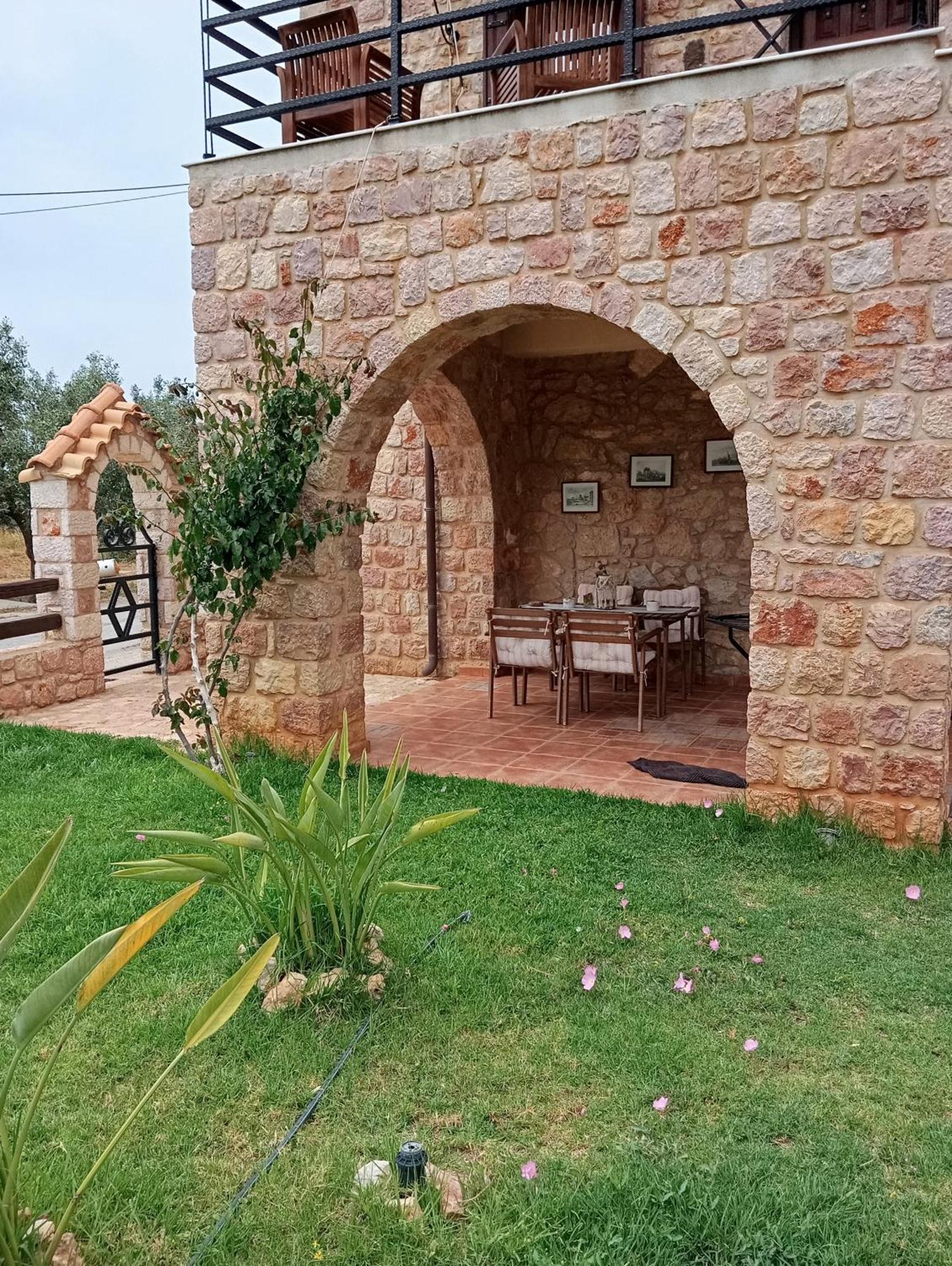 Niko'S Stone Guest House Plitra Zewnętrze zdjęcie